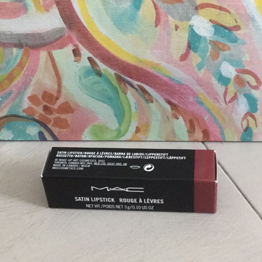 MAC lipstick in Twig